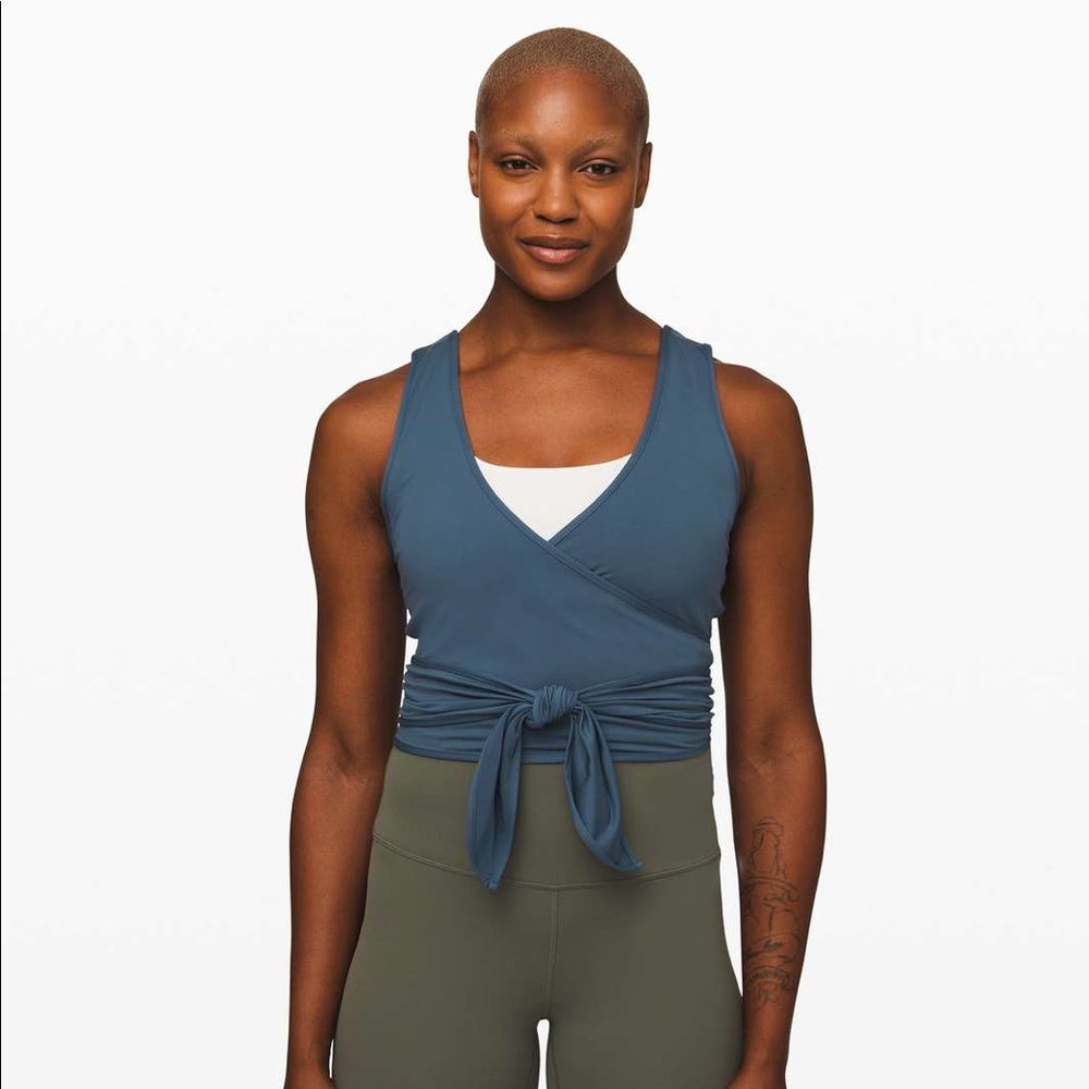 Lululemon Twist Me Up Crop Tank in Code Blue